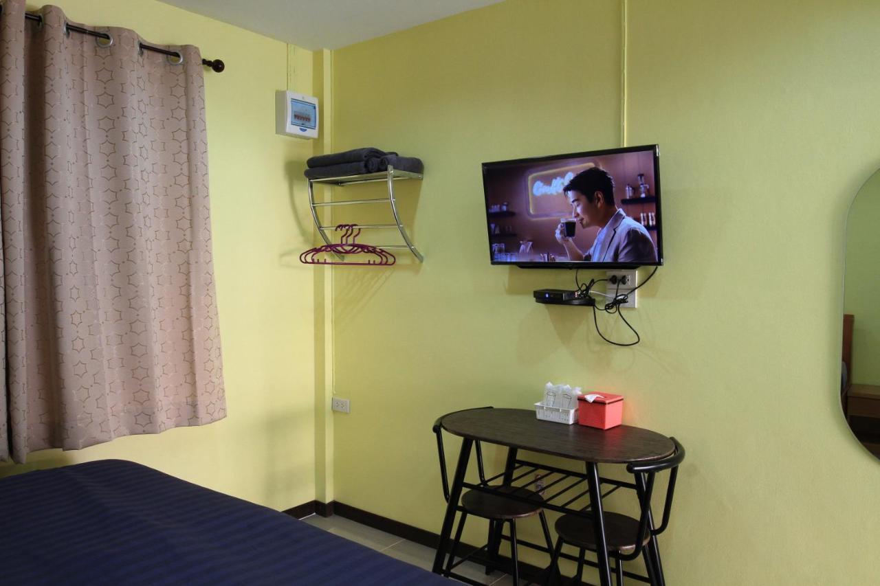 Siri Guesthouse Ayutthaya Extérieur photo