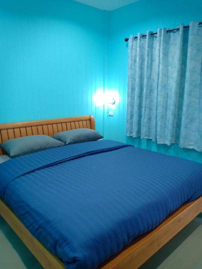 Siri Guesthouse Ayutthaya Extérieur photo